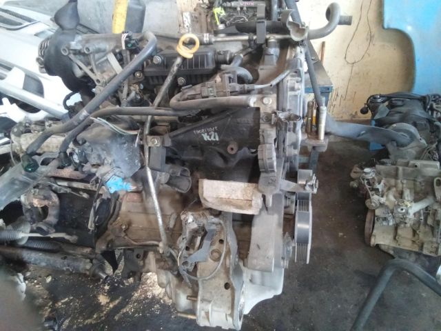 bontott FIAT STILO Motor (Fűzött blokk hengerfejjel)