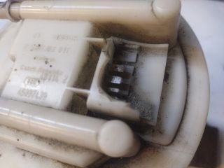 bontott FIAT STILO Üzemanyag Szivattyú