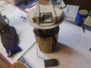 bontott FIAT STILO Üzemanyag Szivattyú