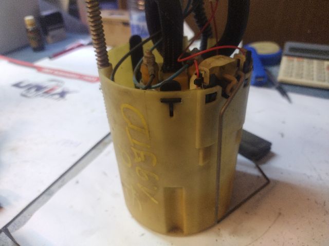 bontott FIAT STILO Üzemanyag Szivattyú