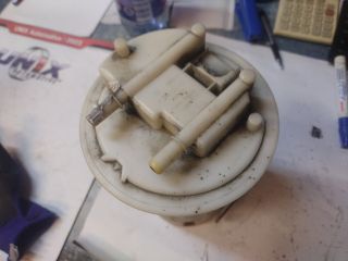 bontott FIAT STILO Üzemanyag Szivattyú