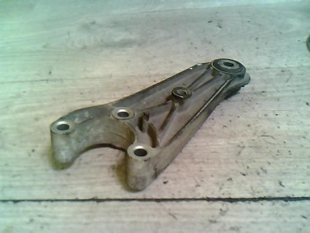 bontott FIAT STILO Váltó Tartó Bak (Pozíciófüggetlen)