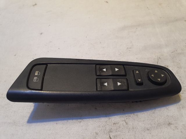 bontott FIAT STILO Ablakemelő és Tükör Kapcsoló