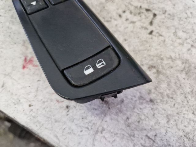 bontott FIAT STILO Ablakemelő és Tükör Kapcsoló