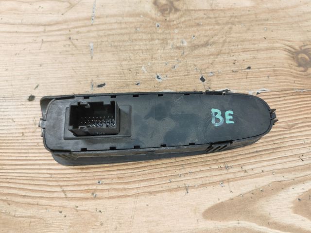 bontott FIAT STILO Ablakemelő és Tükör Kapcsoló