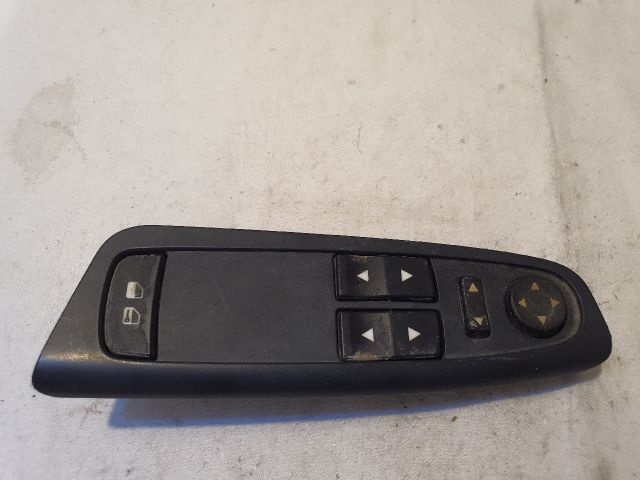 bontott FIAT STILO Ablakemelő és Tükör Kapcsoló