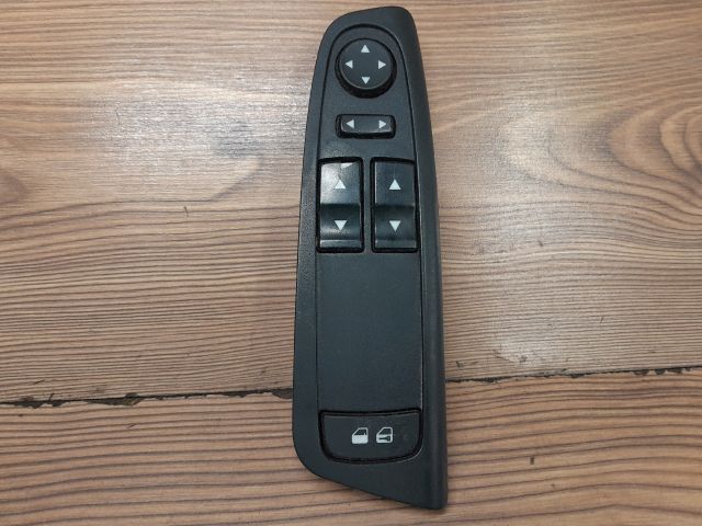 bontott FIAT STILO Ablakemelő és Tükör Kapcsoló