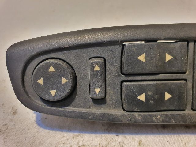 bontott FIAT STILO Ablakemelő és Tükör Kapcsoló