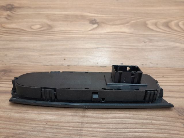 bontott FIAT STILO Ablakemelő és Tükör Kapcsoló