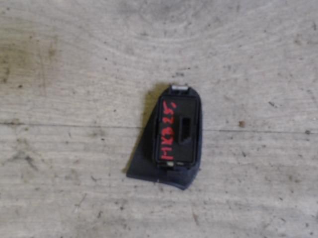 bontott FIAT STILO Ablakemelő Kapcsoló (Pozíciófüggetlen)