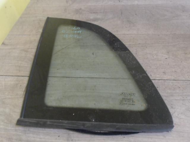 bontott FIAT STILO Bal C Oszlop Oldalablak Üveg