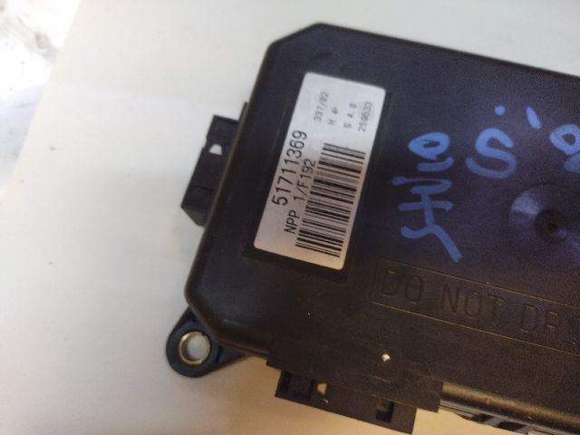 bontott FIAT STILO Bal első Ablakemelő Elektronika