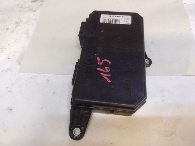 bontott FIAT STILO Bal első Ablakemelő Elektronika