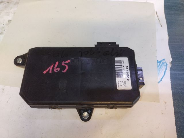 bontott FIAT STILO Bal első Ablakemelő Elektronika