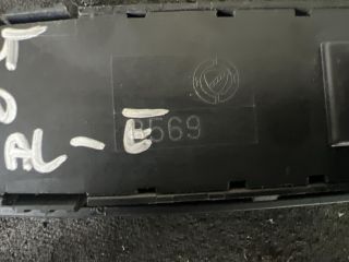 bontott FIAT STILO Bal első Ablakemelő Kapcsoló