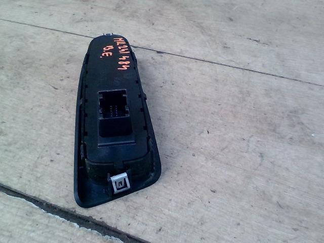 bontott FIAT STILO Bal első Ablakemelő Kapcsoló