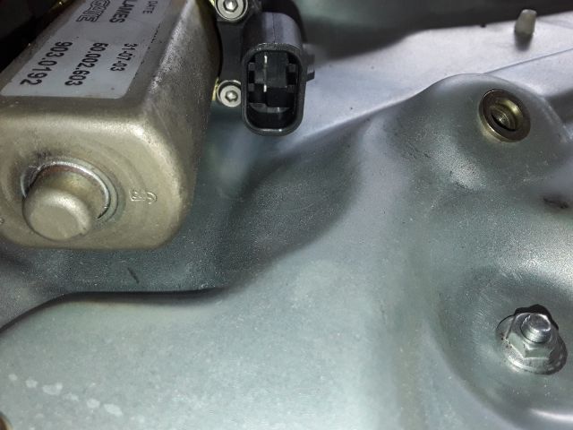 bontott FIAT STILO Bal első Ablakemelő Szerkezet (Elektromos)