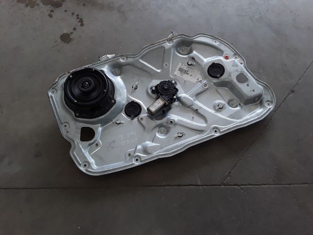 bontott FIAT STILO Bal első Ablakemelő Szerkezet (Elektromos)