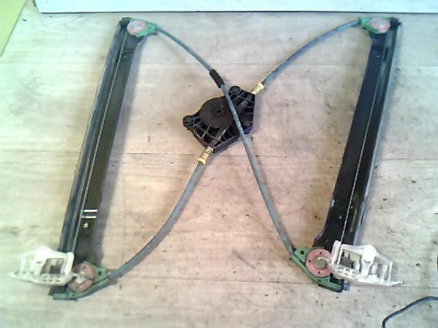 bontott FIAT STILO Bal első Ablakemelő Szerkezet (Elektromos)