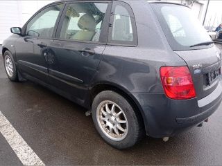 bontott FIAT STILO Bal első Ablakvezető Gumi