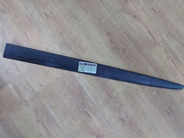 bontott FIAT STILO Bal első Ajtó Díszléc