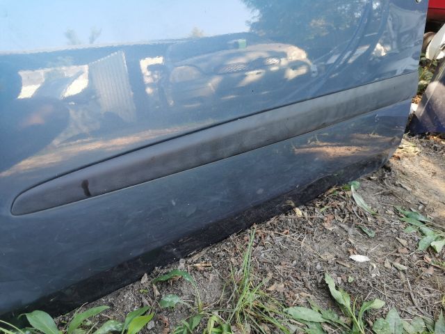 bontott FIAT STILO Bal első Ajtó Díszléc