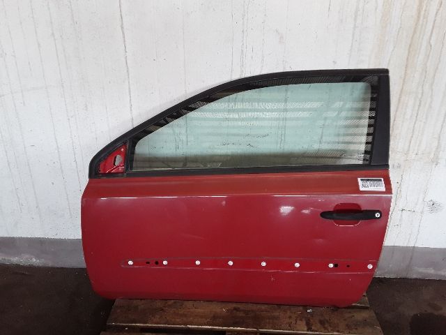 bontott FIAT STILO Bal első Ajtó (Részeivel)