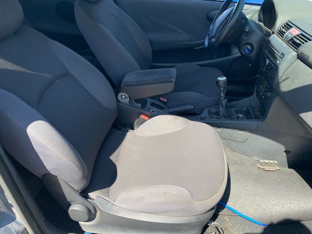 bontott FIAT STILO Bal első Ajtó (Részeivel)