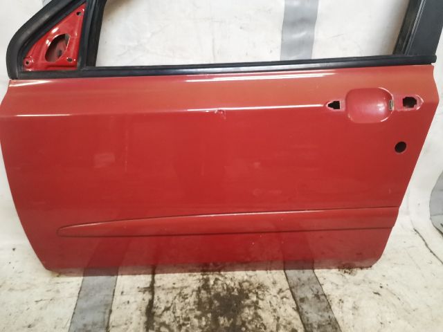 bontott FIAT STILO Bal első Ajtó (Üres lemez)