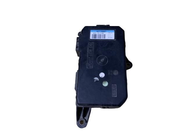 bontott FIAT STILO Bal első Ajtó Vezérlőegység