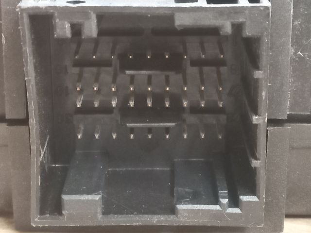 bontott FIAT STILO Bal első Ajtó Vezérlőegység