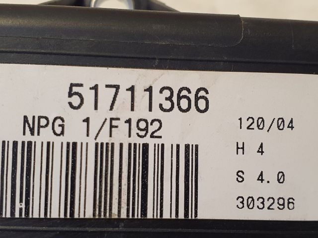 bontott FIAT STILO Bal első Ajtó Vezérlőegység