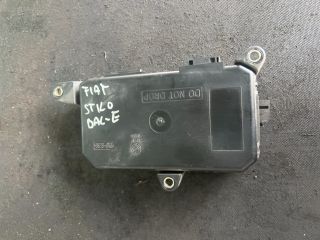 bontott FIAT STILO Bal első Ajtó Vezérlőegység