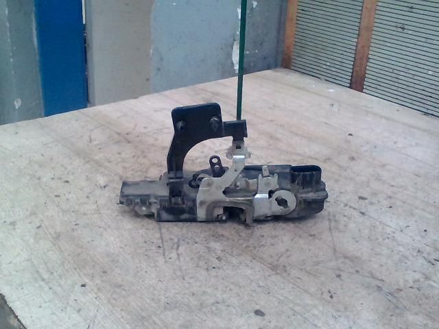 bontott FIAT STILO Bal első Ajtózár