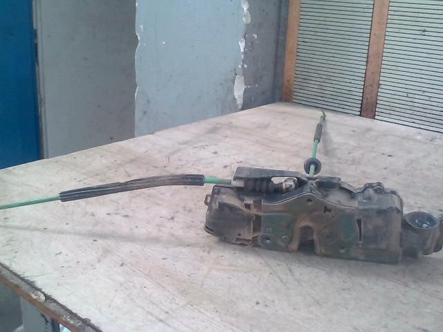 bontott FIAT STILO Bal első Ajtózár