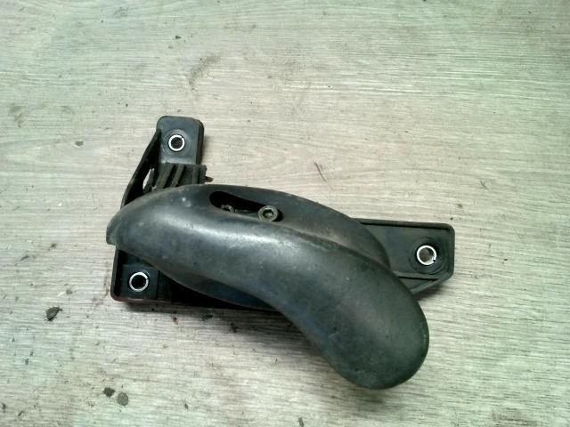 bontott FIAT STILO Bal első Belső Kilincs