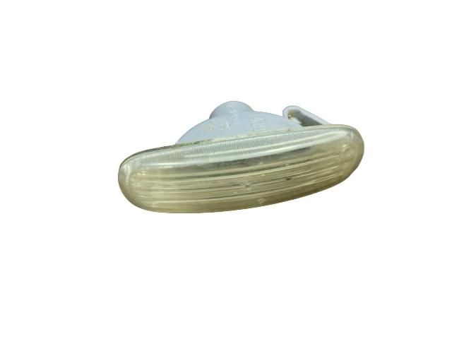 bontott FIAT STILO Bal első Sárvédő Irányjelző