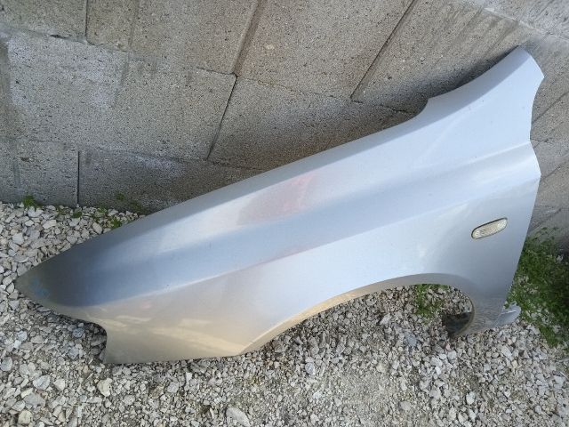 bontott FIAT STILO Bal első Sárvédő