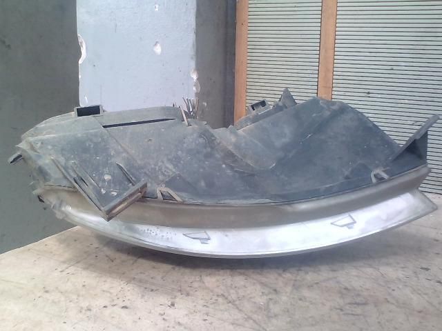 bontott FIAT STILO Bal Fényszóró
