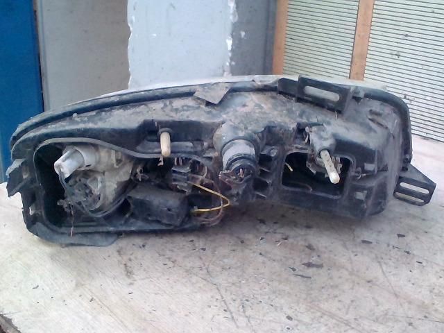 bontott FIAT STILO Bal Fényszóró