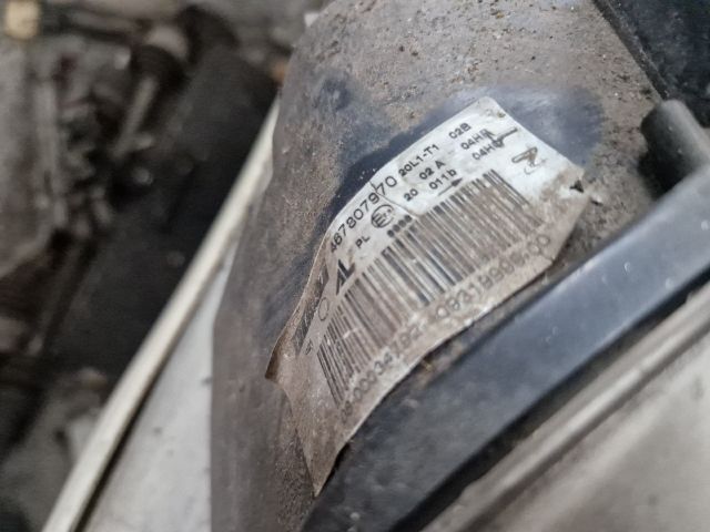 bontott FIAT STILO Bal Fényszóró