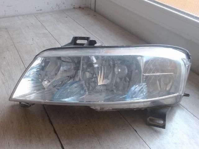 bontott FIAT STILO Bal Fényszóró