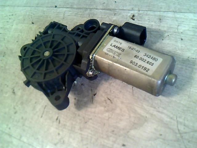 bontott FIAT STILO Bal hátsó Ablakemelő Motor