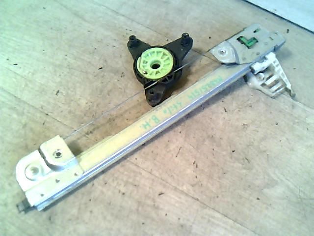 bontott FIAT STILO Bal hátsó Ablakemelő Szerkezet (Elektromos)