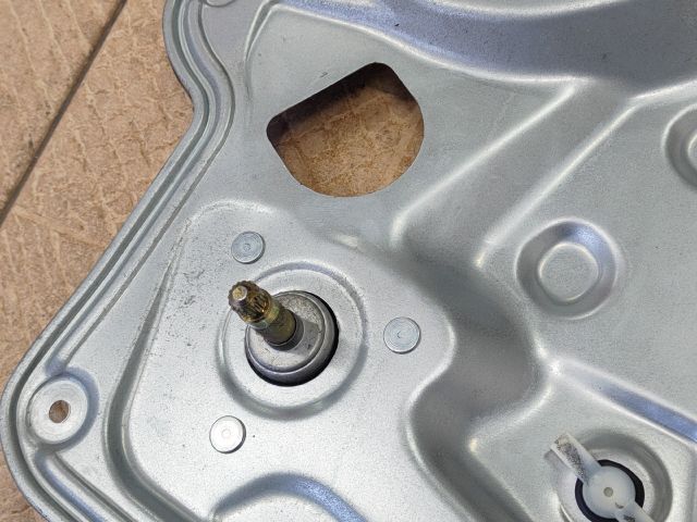 bontott FIAT STILO Bal hátsó Ablakemelő Szerkezet (Mechanikus)