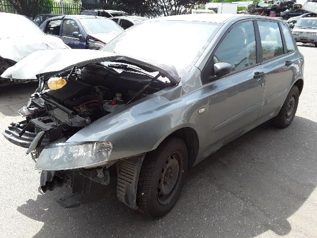 bontott FIAT STILO Bal hátsó Ajtó (Üres lemez)