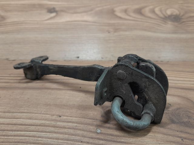 bontott FIAT STILO Bal hátsó Ajtóhatároló