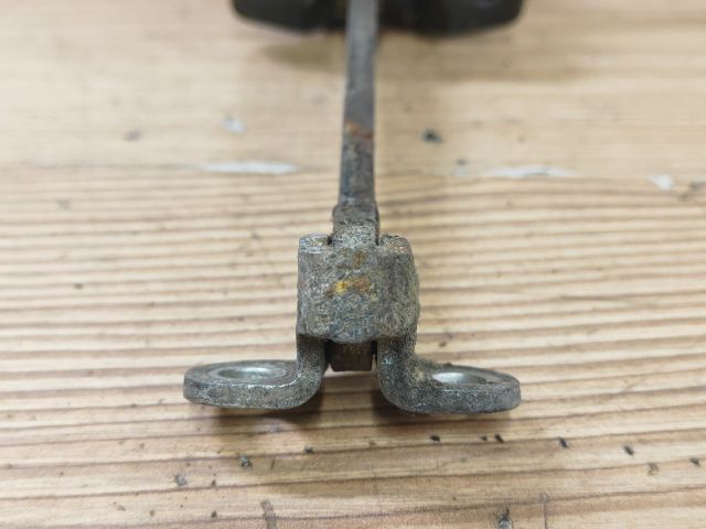 bontott FIAT STILO Bal hátsó Ajtóhatároló