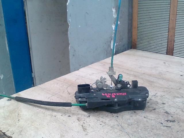 bontott FIAT STILO Bal hátsó Ajtózár