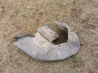 bontott FIAT STILO Bal hátsó Dobbetét (Kerékjárati, Műanyag)